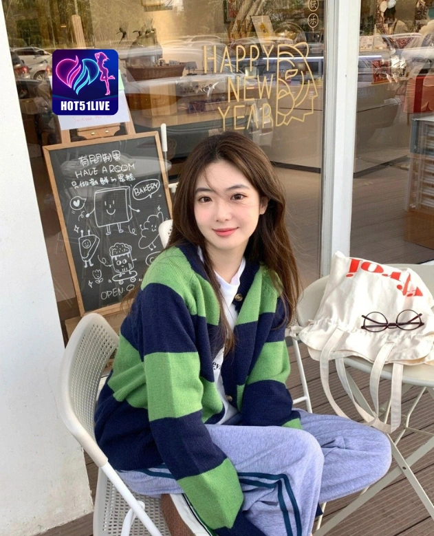 Antoinette Mitchell HOT51LIVE