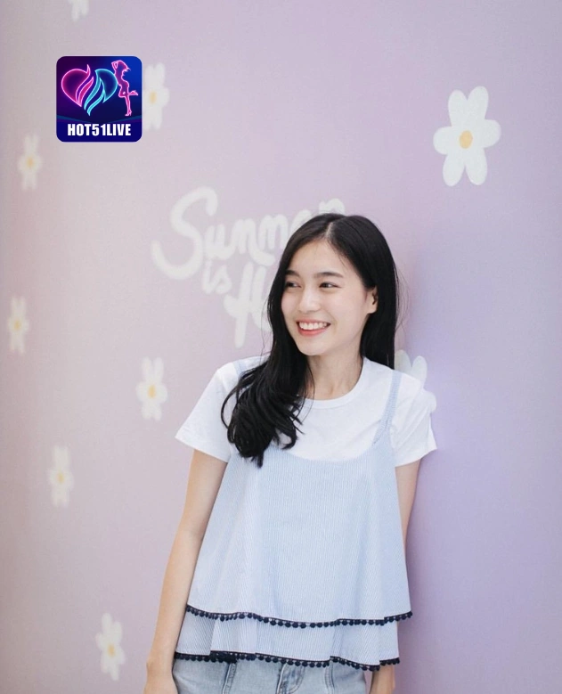 Arianna Ward HOT51LIVE