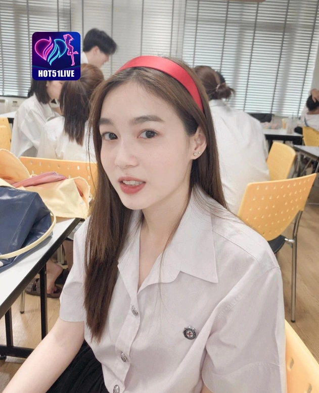 Arianna Ward HOT51LIVE