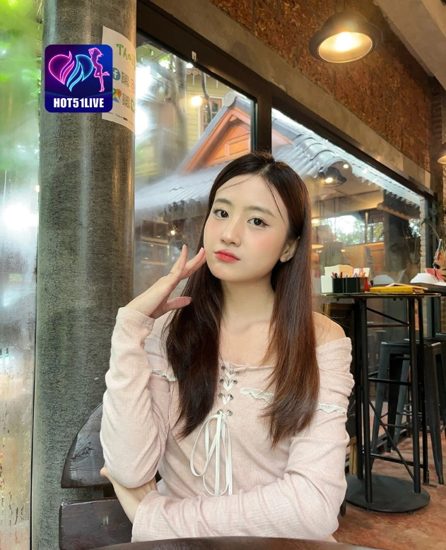 Arum Patrizi HOT51LIVE