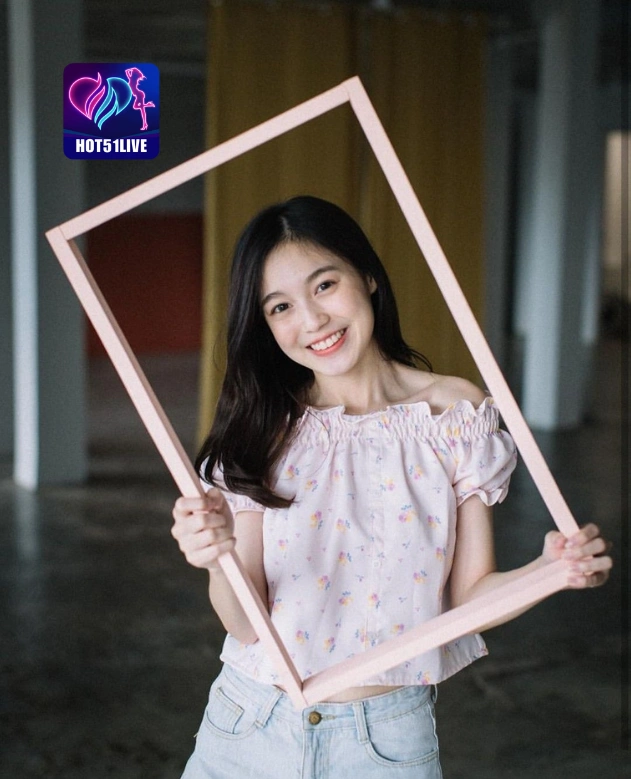 Asha Powell HOT51LIVE