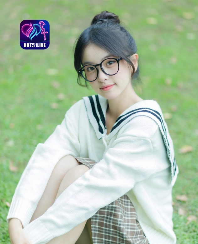 Avery Stewart HOT51LIVE