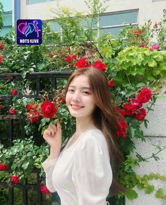 Bella Chayanne HOT51LIVE