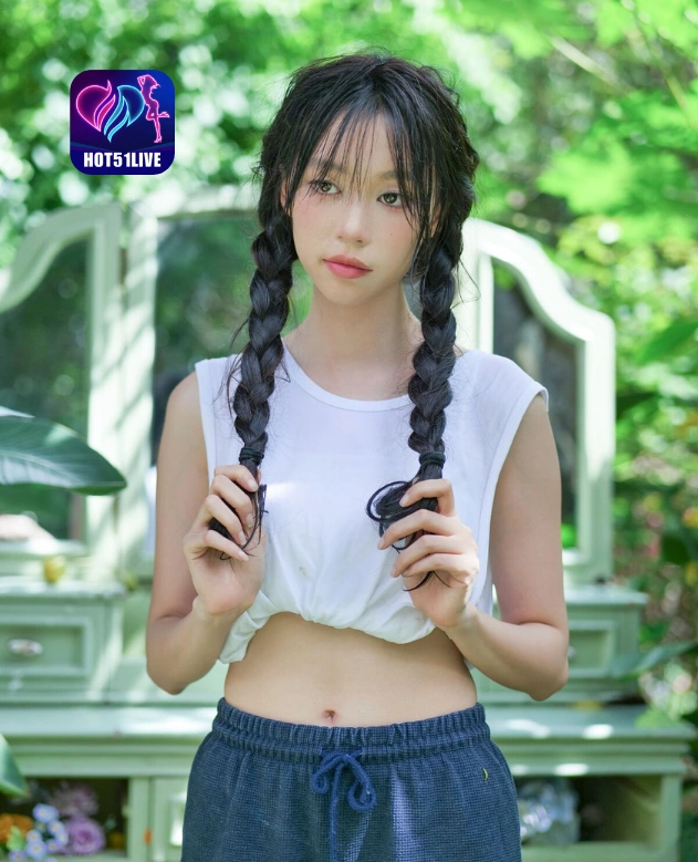 Brooklyn Hall HOT51LIVE