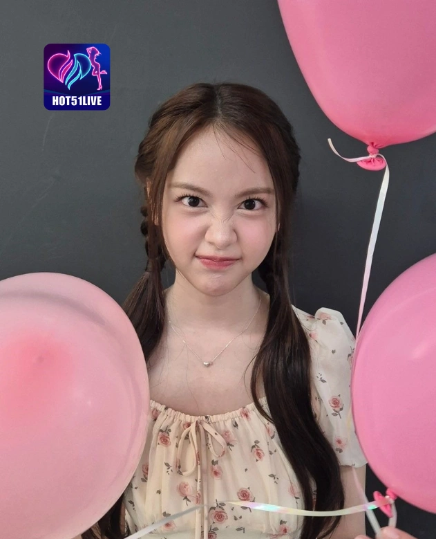 Chika Kartika HOT51LIVE