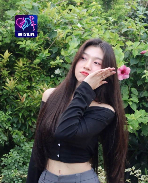 Eka Lestari HOT51LIVE