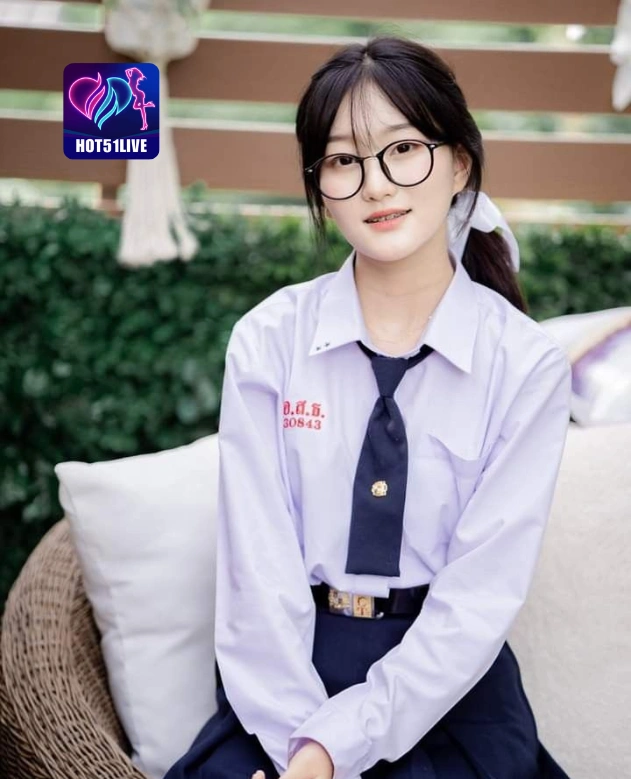 Ilham Fathallah HOT51LIVE