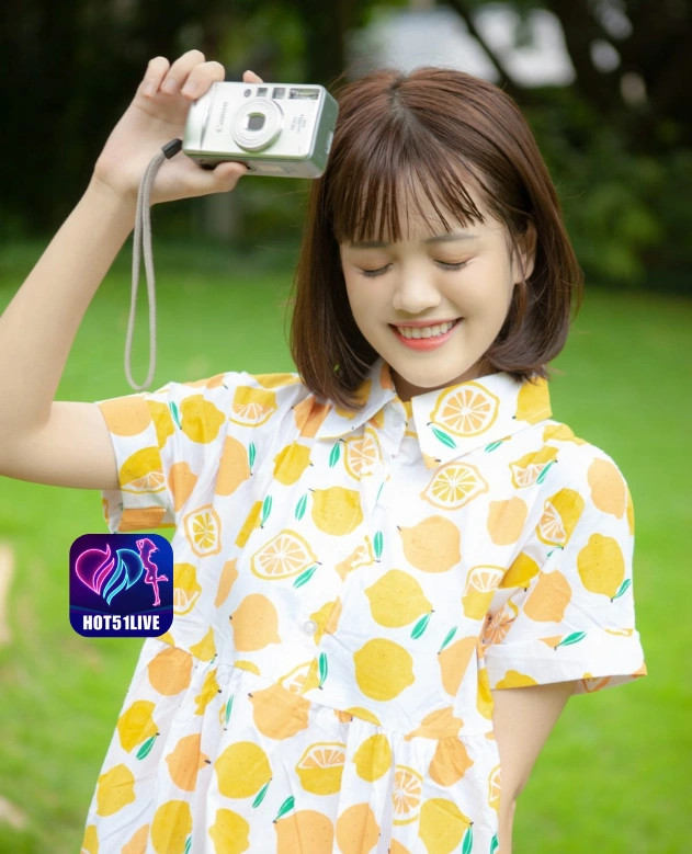 Ingrid Adams HOT51LIVE