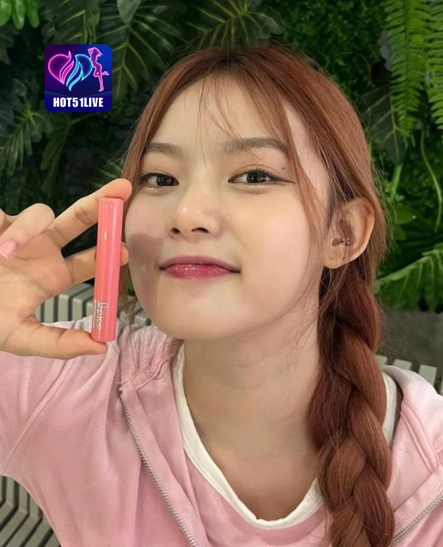 Ita Safira HOT51LIVE