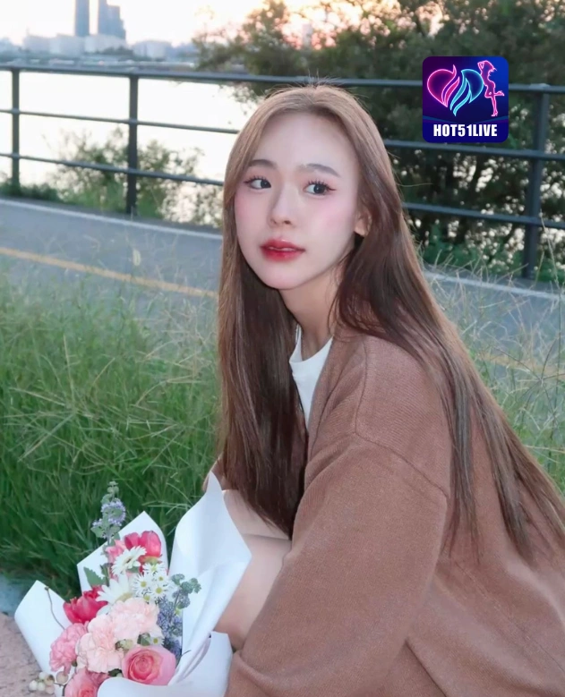 Mengenal Miko HOT51LIVE