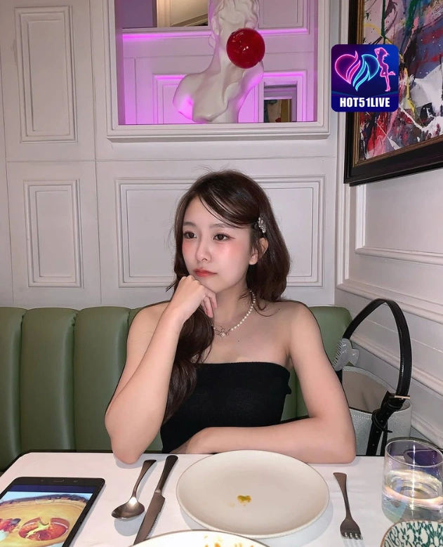 Oka Dharmawan HOT51LIVE 