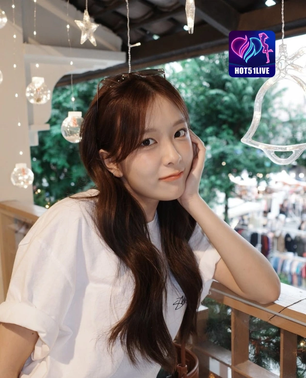 Oka Dharmawan HOT51LIVE