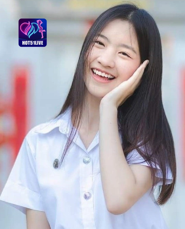 Oktaviani Raha HOT51LIVE