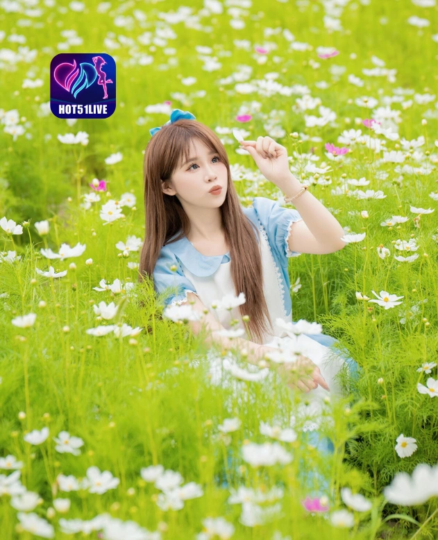 Quinn Bennett HOT51LIVE