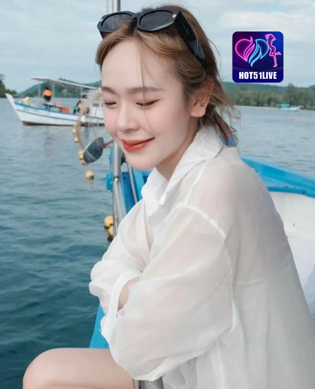 Savannah Cole HOT51LIVE