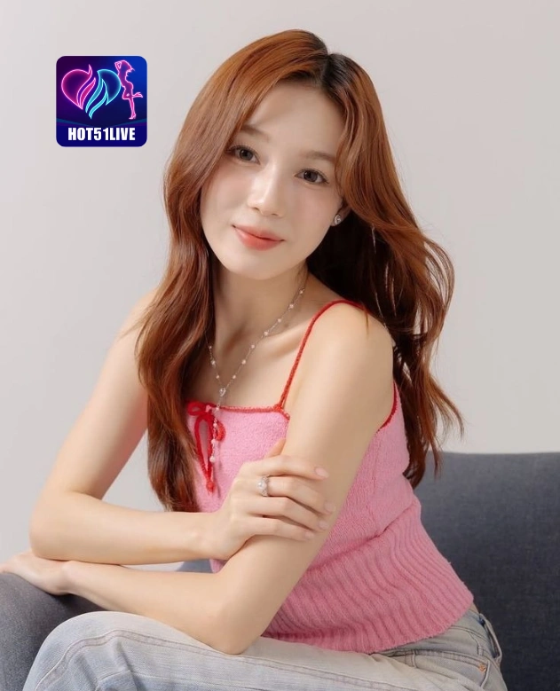 Stephanie Hill HOT51LIVE