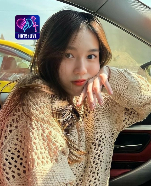 Sylvia Mitchell HOT51LIVE