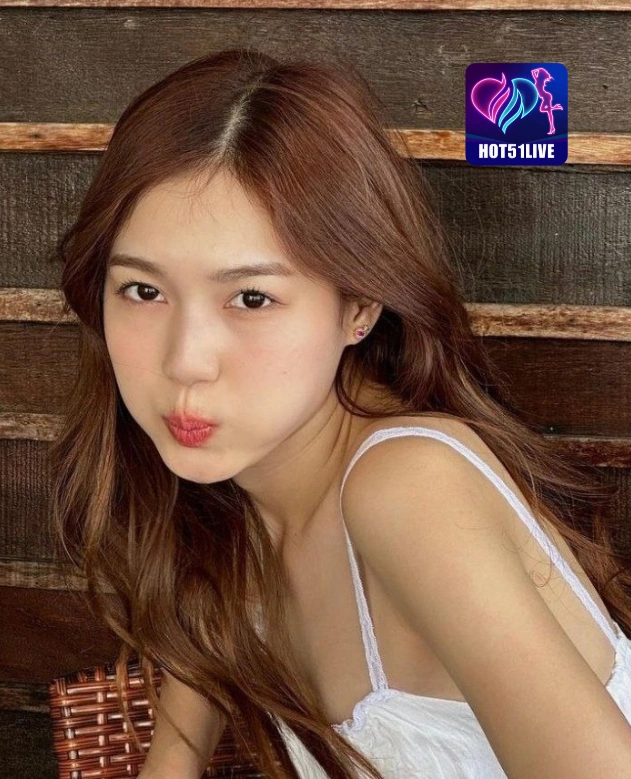 Tanya White HOT51LIVE