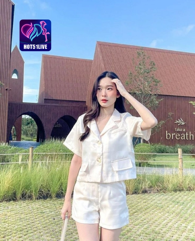 Tiffany Evans HOT51LIVE