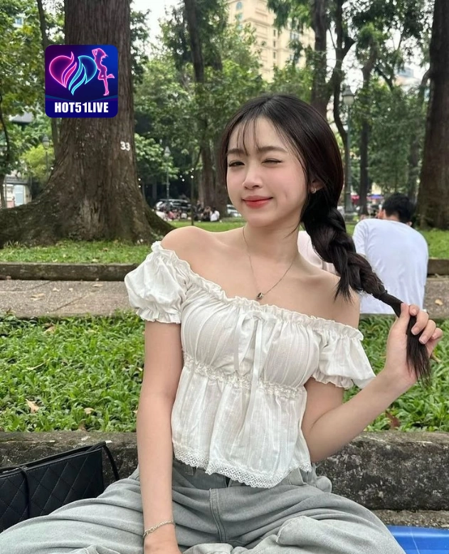 Tracy Rogers HOT51LIVE