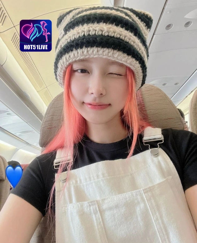 Veronica Hughes HOT51LIVE