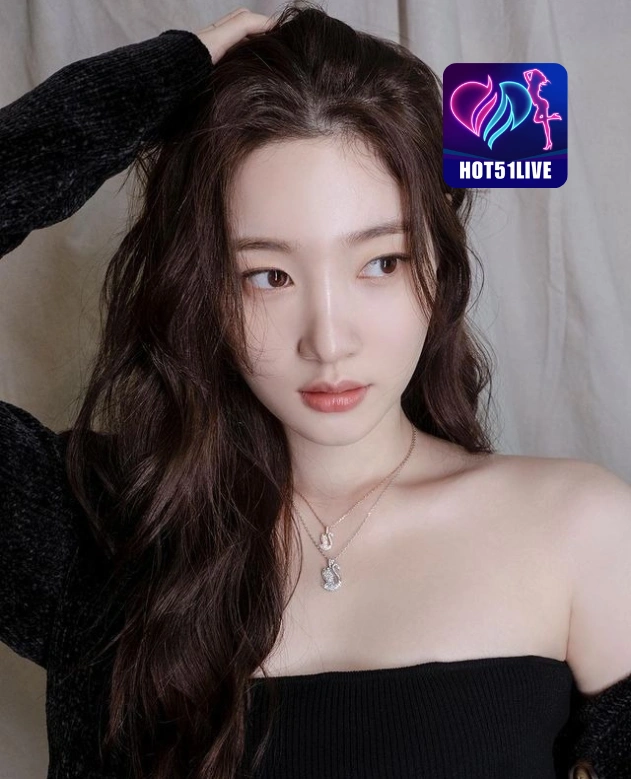 Angela Whitaker HOT51LIVE