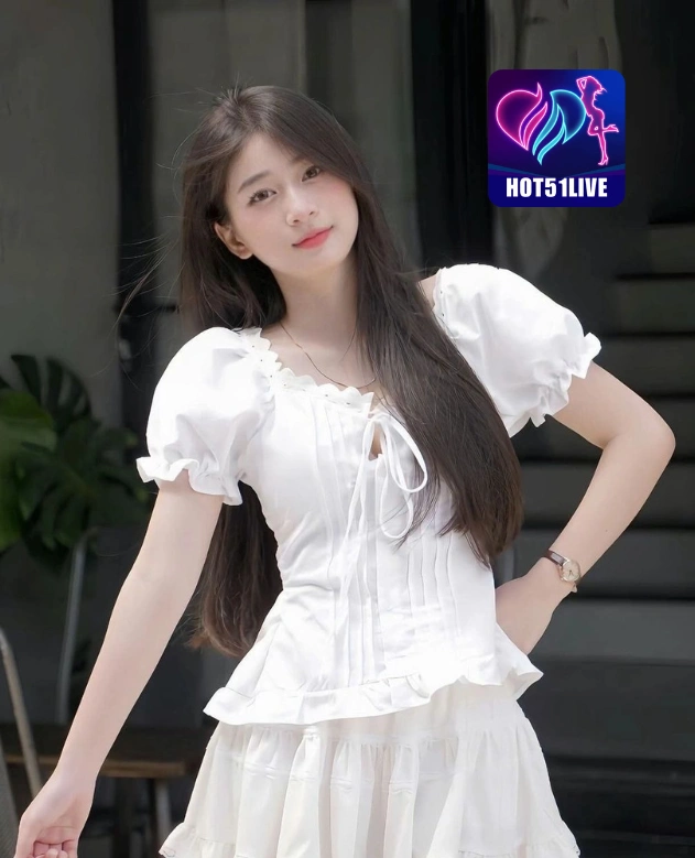 Annette Collins HOT51LIVE