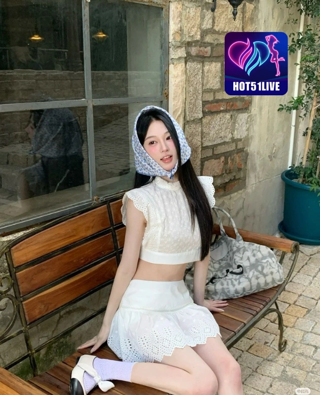 Arnold Lowe HOT51LIVE