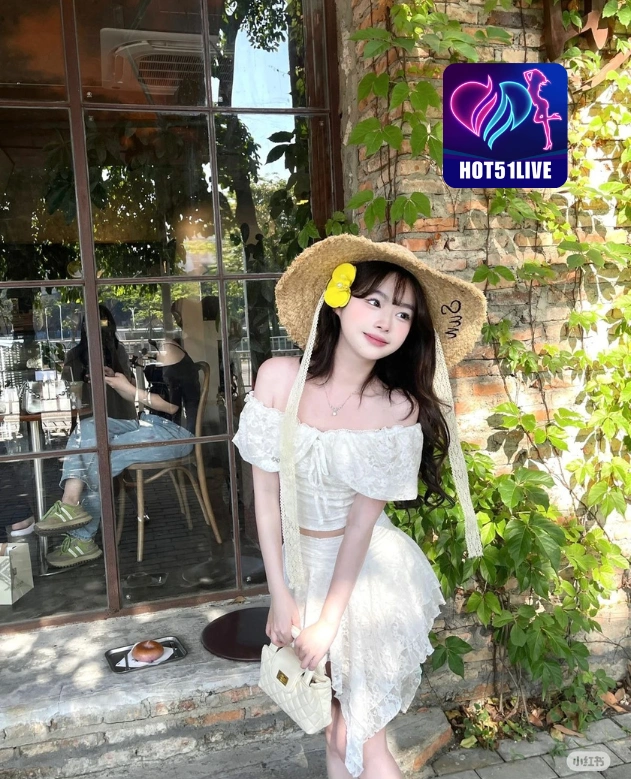 Ava Spencer HOT51LIVE