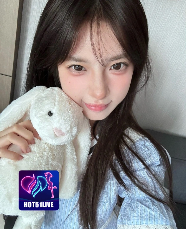 Clara Vaughn HOT51LIVE