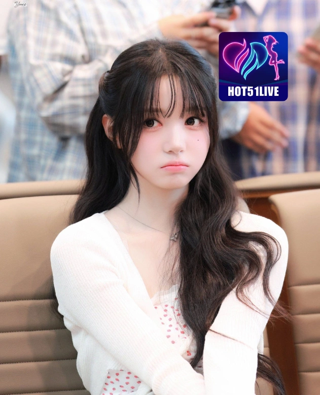 Derek Ellis HOT51LIVE