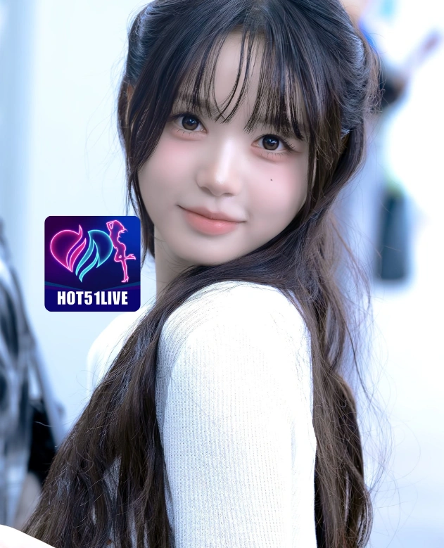 Derek Ellis HOT51LIVE