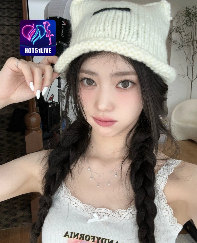 Dhea Fitriani HOT51LIVE