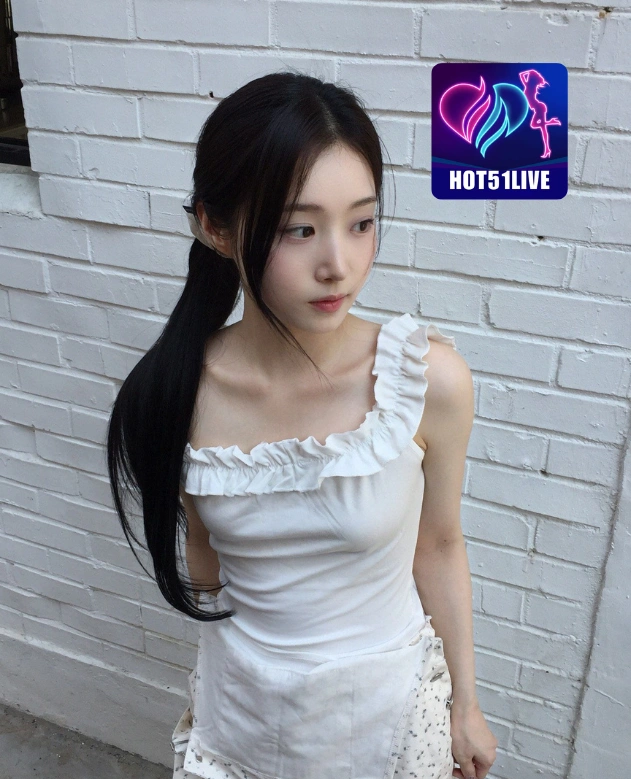 Dominic Hughes HOT51LIVE