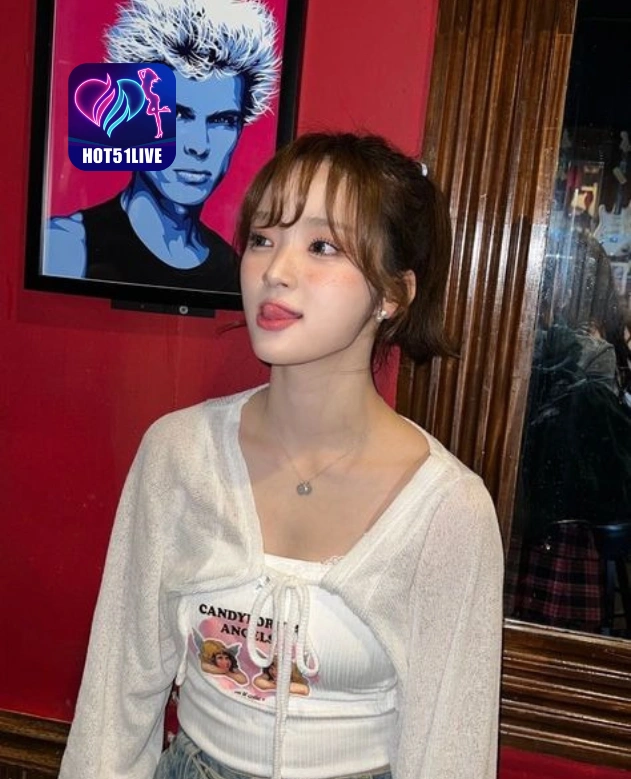 Eka Pramesti HOT51LIVE