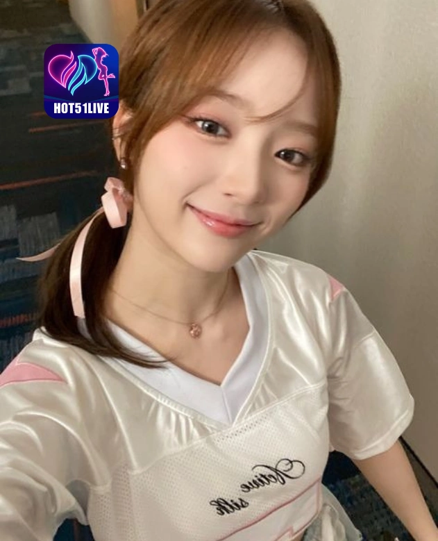 Eka Pramesti HOT51LIVE