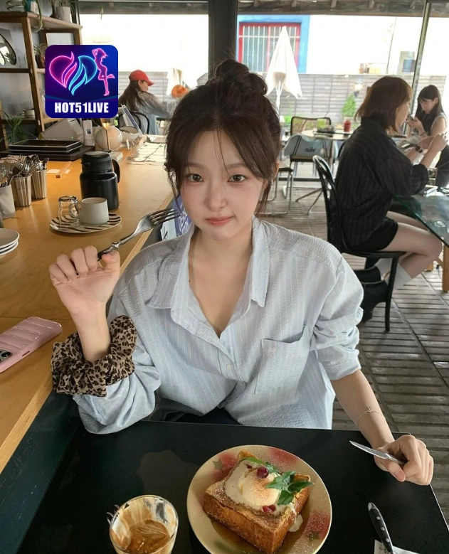 Elda Komagata HOT51LIVE