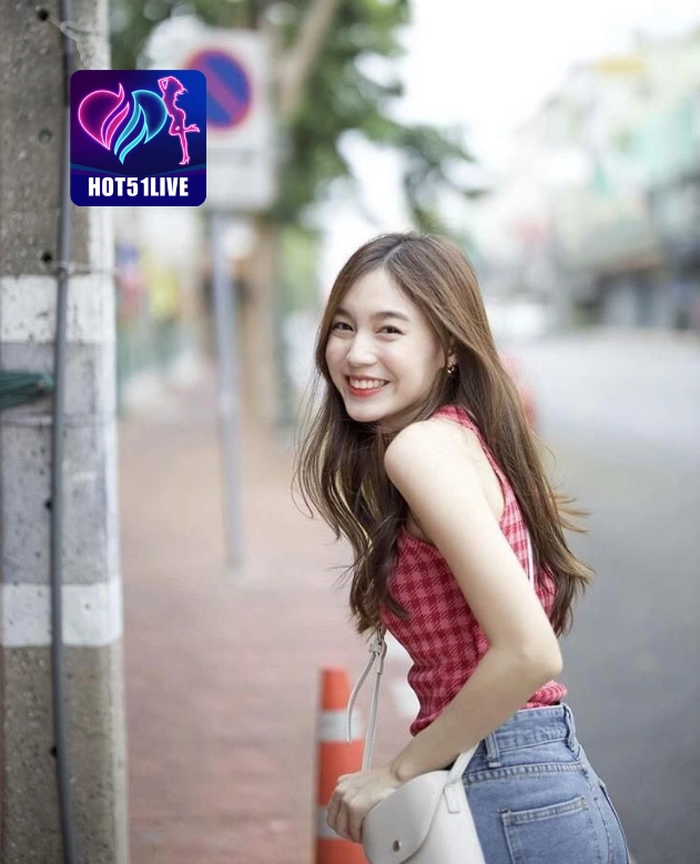 Georgia Atkins HOT51LIVE