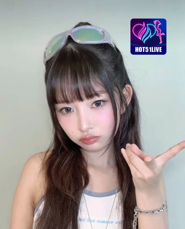 Hannah Cooper HOT51LIVE