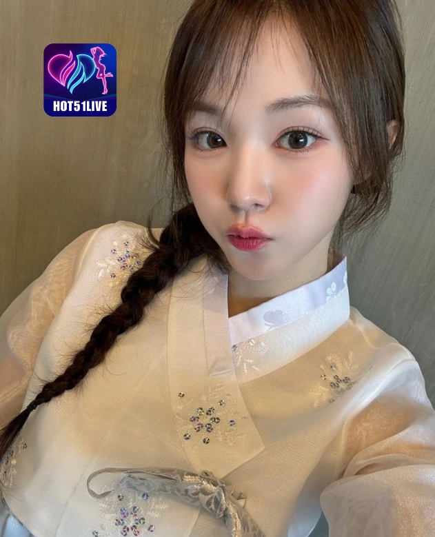 Hilda Coumarate HOT51LIVE