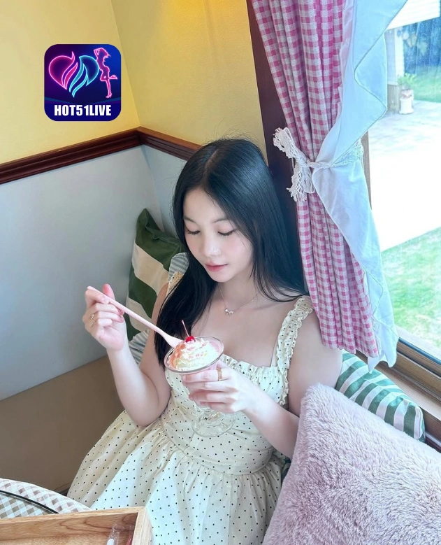 Ilham Hidayat HOT51LIVE