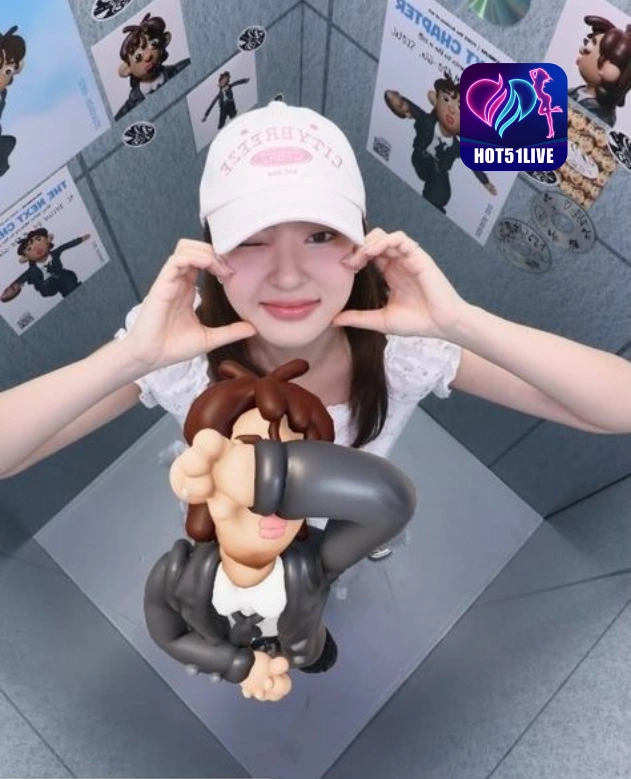 Intan Wangari HOT51LIVE