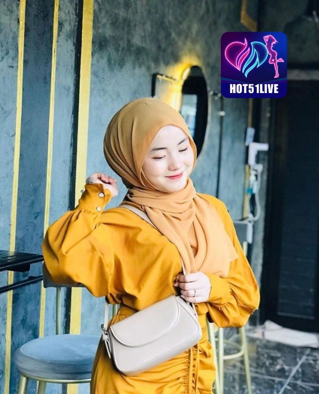 June Gardner HOT51LIVE