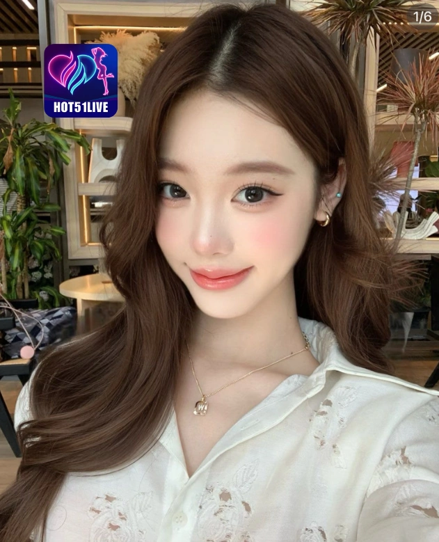 Li Ayuningtyas HOT51LIVE