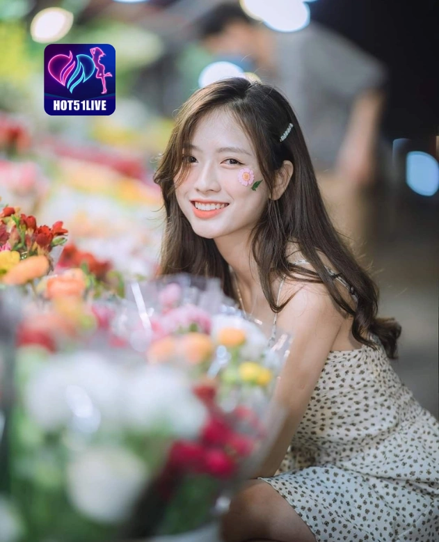 Liana Safire HOT51LIVE