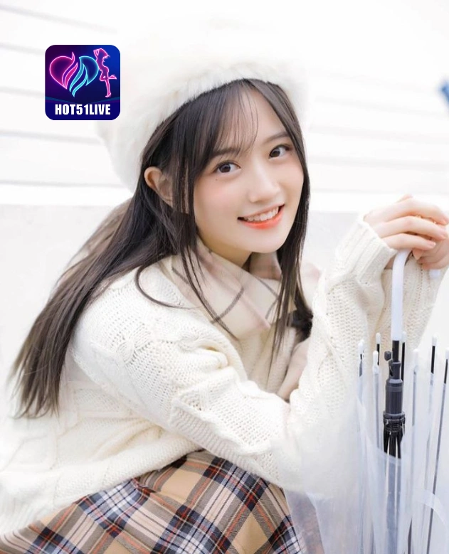 Nadine Pertiwi HOT51LIVE