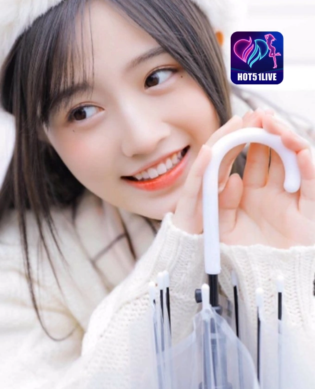 Nadine Pertiwi HOT51LIVE