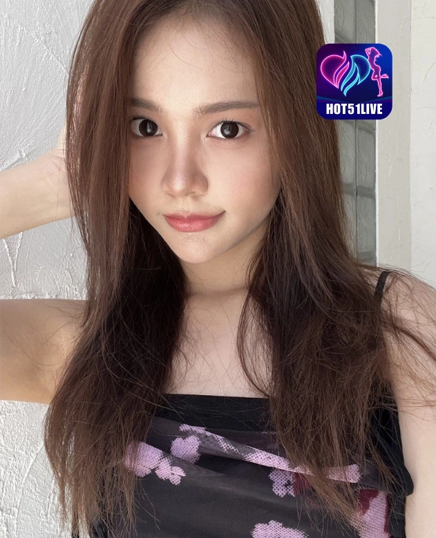 Olin Safira HOT51LIVE