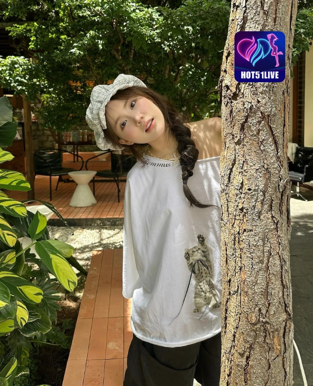 Qawra Amalia HOT51LIVE