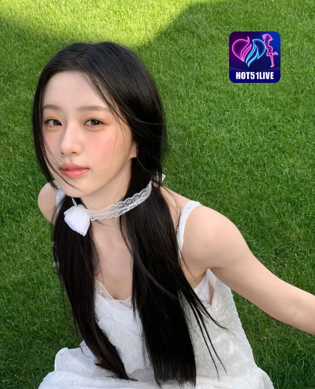 Suti Acuminates HOT51LIVE